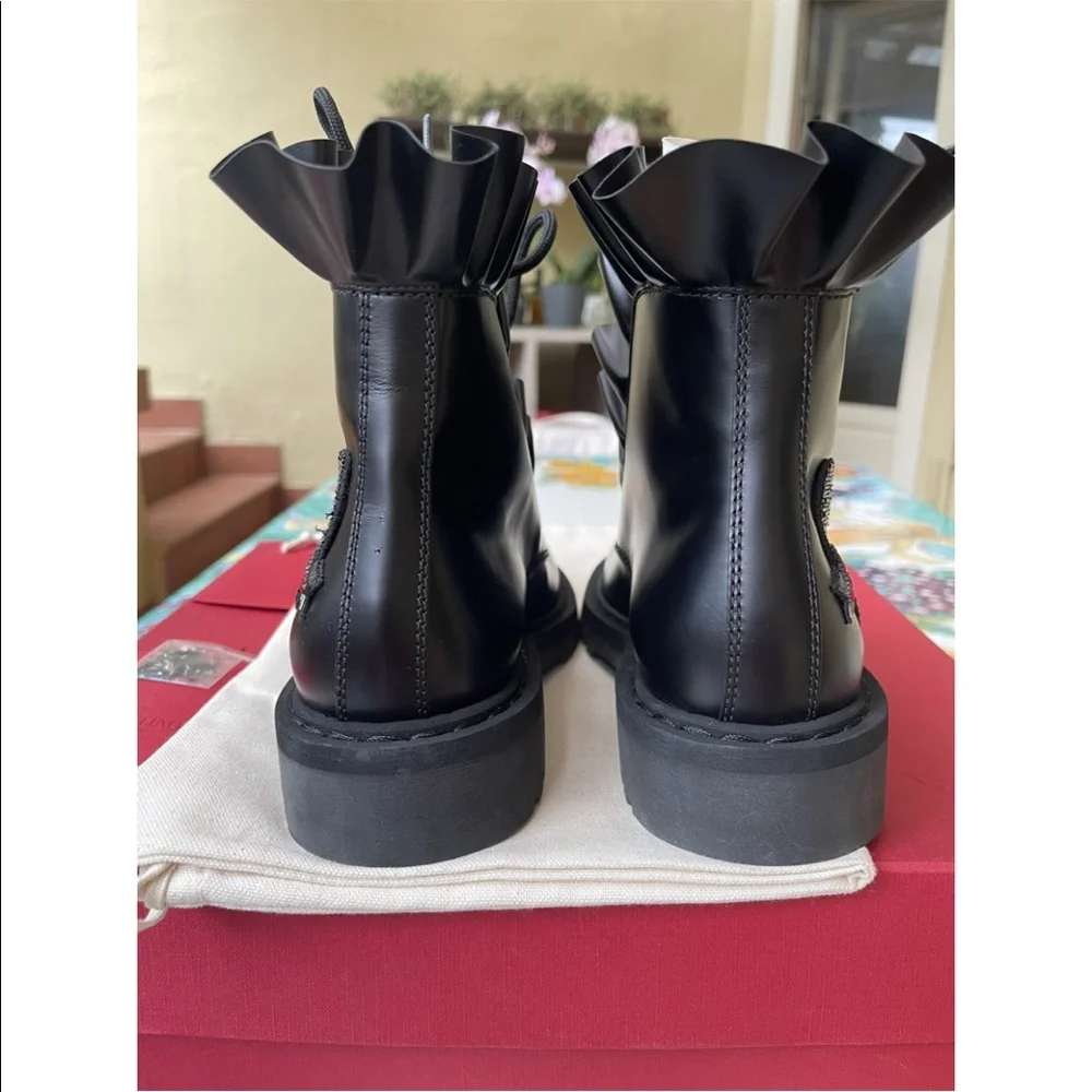 NWT Valentino heart boots size 7.5 US - Picture 2 of 4